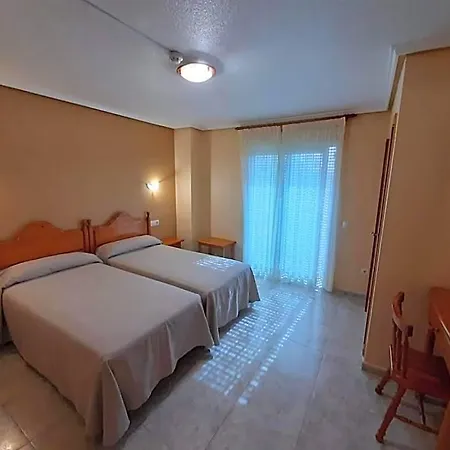 Cano ホテル *