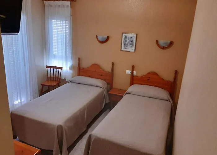 卡诺酒店 * 托雷维耶哈